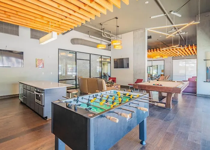 Dt Phx Balcony Wd Gym Pool & Parking Apartment Phoenix