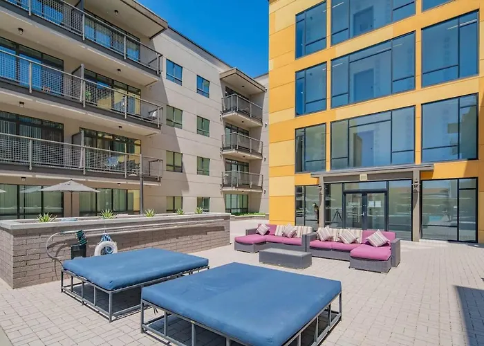 Dt Phx Balcony Wd Gym Pool & Parking * Phoenix